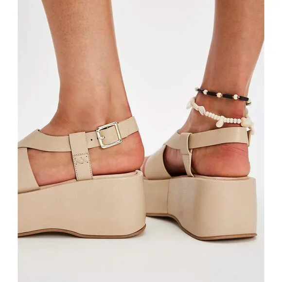 🎉LAST CHANCE🎉 FREE PEOPLE Holt Flatform Sandals / Silt - Picture 4 of 14